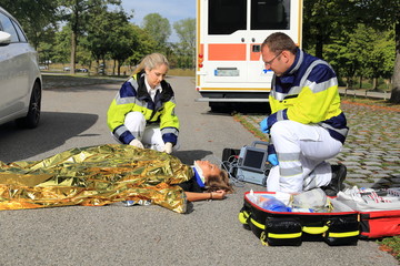 10 Kroków do Skutecznej Resuscytacji – Jak Urządzić Życie w Nagłych Wypadkach